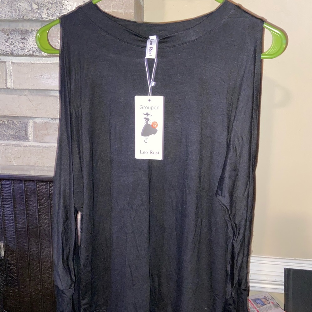 Leo Rosi cold shoulder long sleeve shirt size M